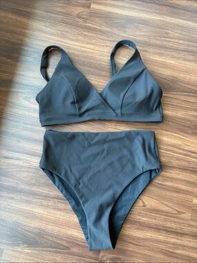 Lululemon Clearwater Bikini Set